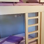 Hi